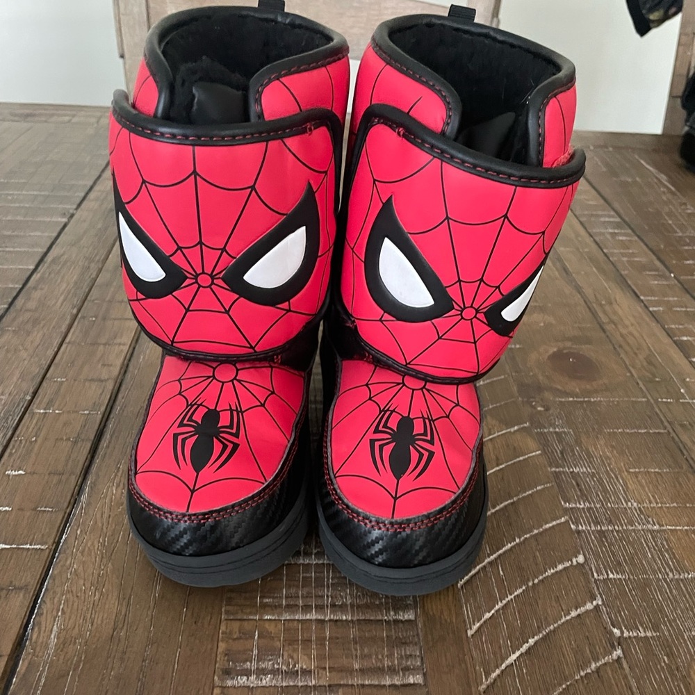 Marvel light up Spider-Man snow boots